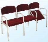 Блок кресел 3-местный с откидывающимися сиденьями, полумягкий, с подлокотниками 1530х480х845 (45)